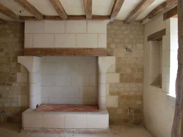 Cheminée – taille de pierre, S.A. Pinon