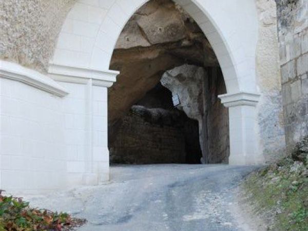 Consolidation de caves et restauration de l’arche – caves et habitats troglodytiques, S.A. Pinon
